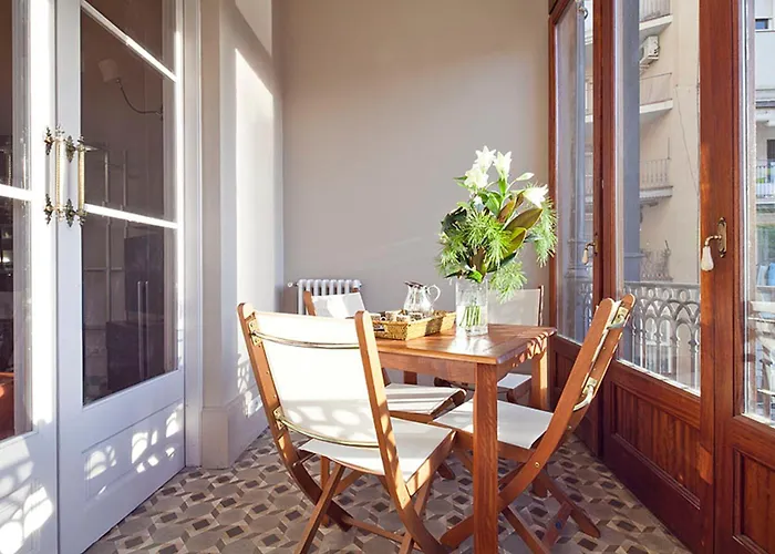 My Space Emirates - Apartments In Rambla De Catalunya